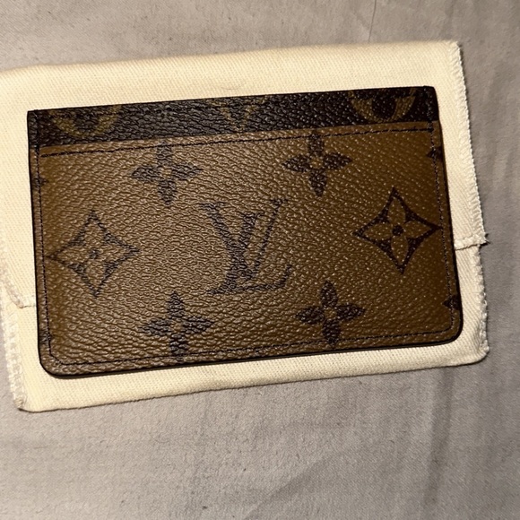 NWT Louis Vuitton Monogram Card Case - Picture 3 of 8